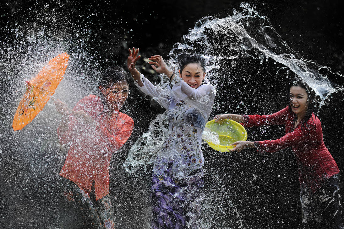 Splashing Fun - 35 by SAMLIM