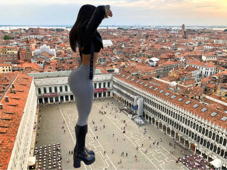 Giantess Melissa 2