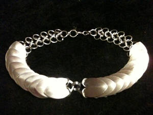 Scalemail choker