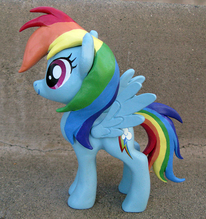 Dashie Figure