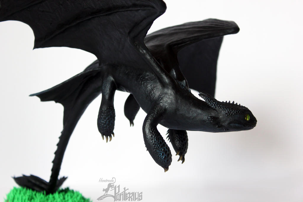 Night Fury Toothless from How to train your dragon by Panterius on ...