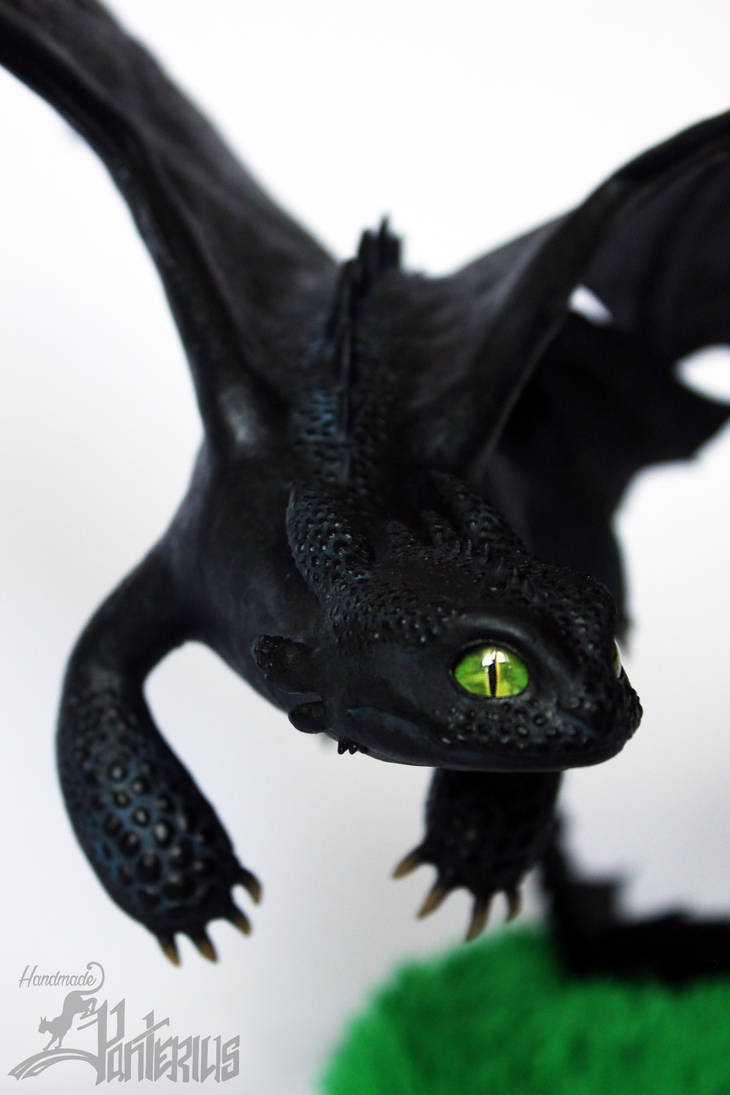 Night Fury Toothless from How to train your dragon by Panterius on ...