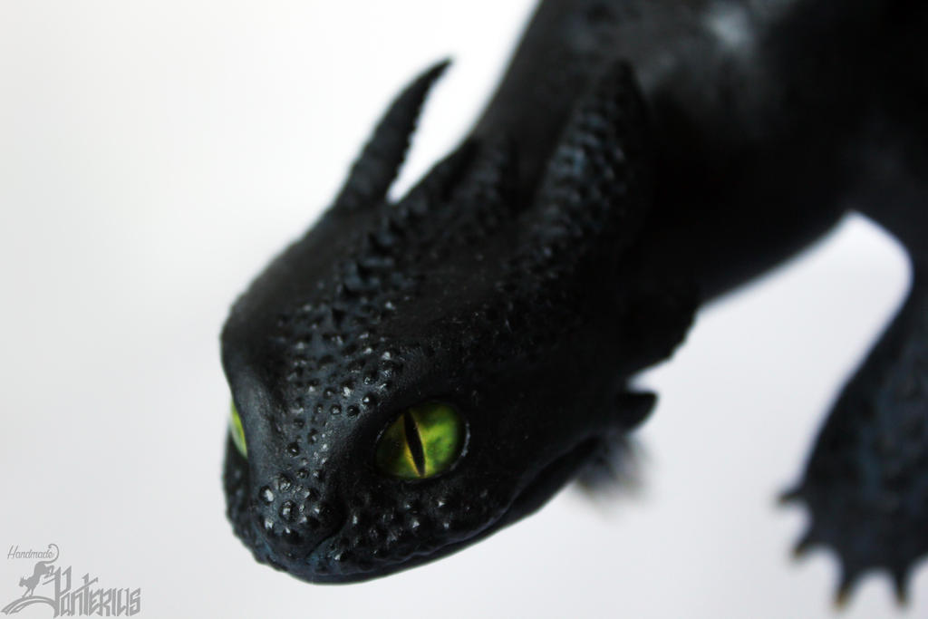 Night Fury Toothless from How to train your dragon by Panterius on ...