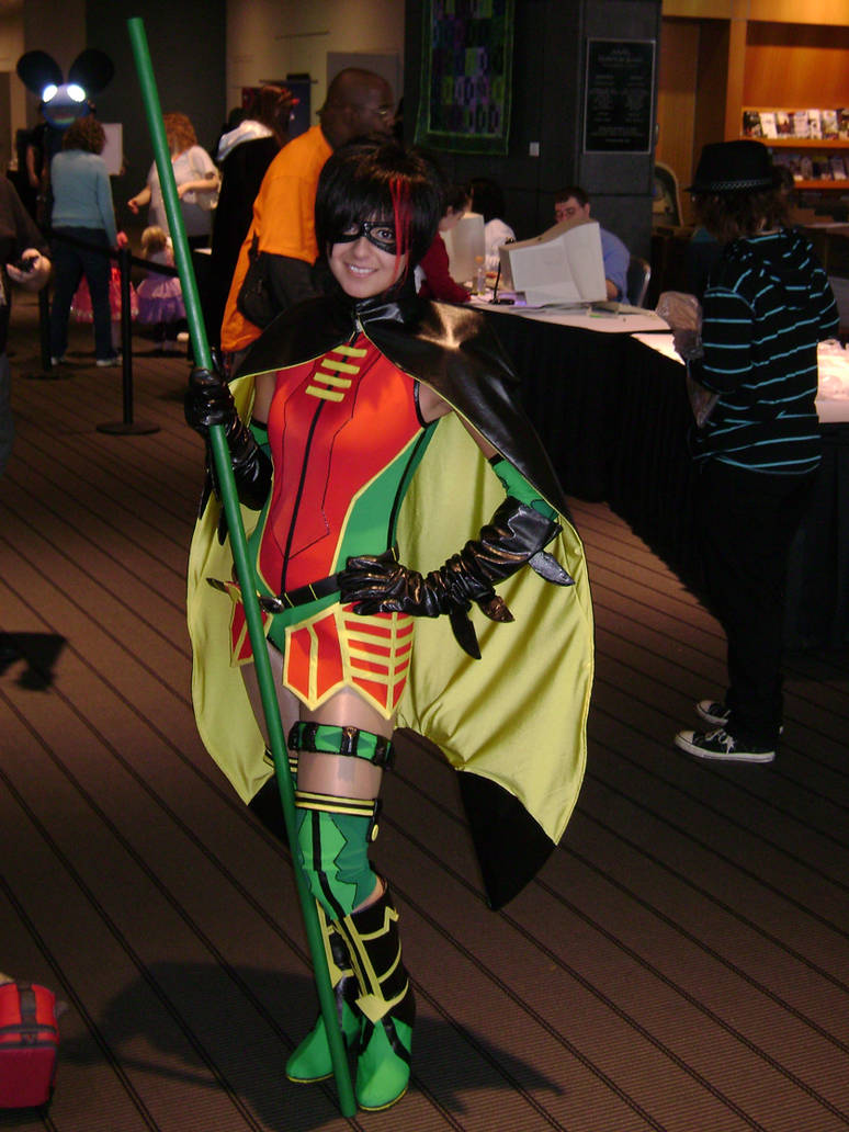 Robin cosplay by Robot001 on DeviantArt