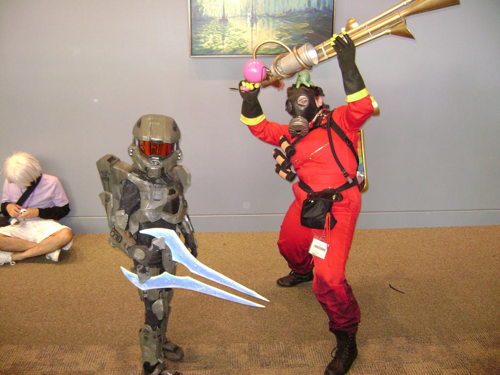 Ceo Pyro Pyro and Master Chief cosplay by Robot001 on DeviantArt