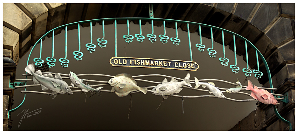 Old Fishmarket Close
