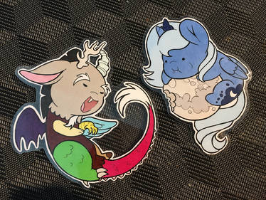 Discord and Luna magnets