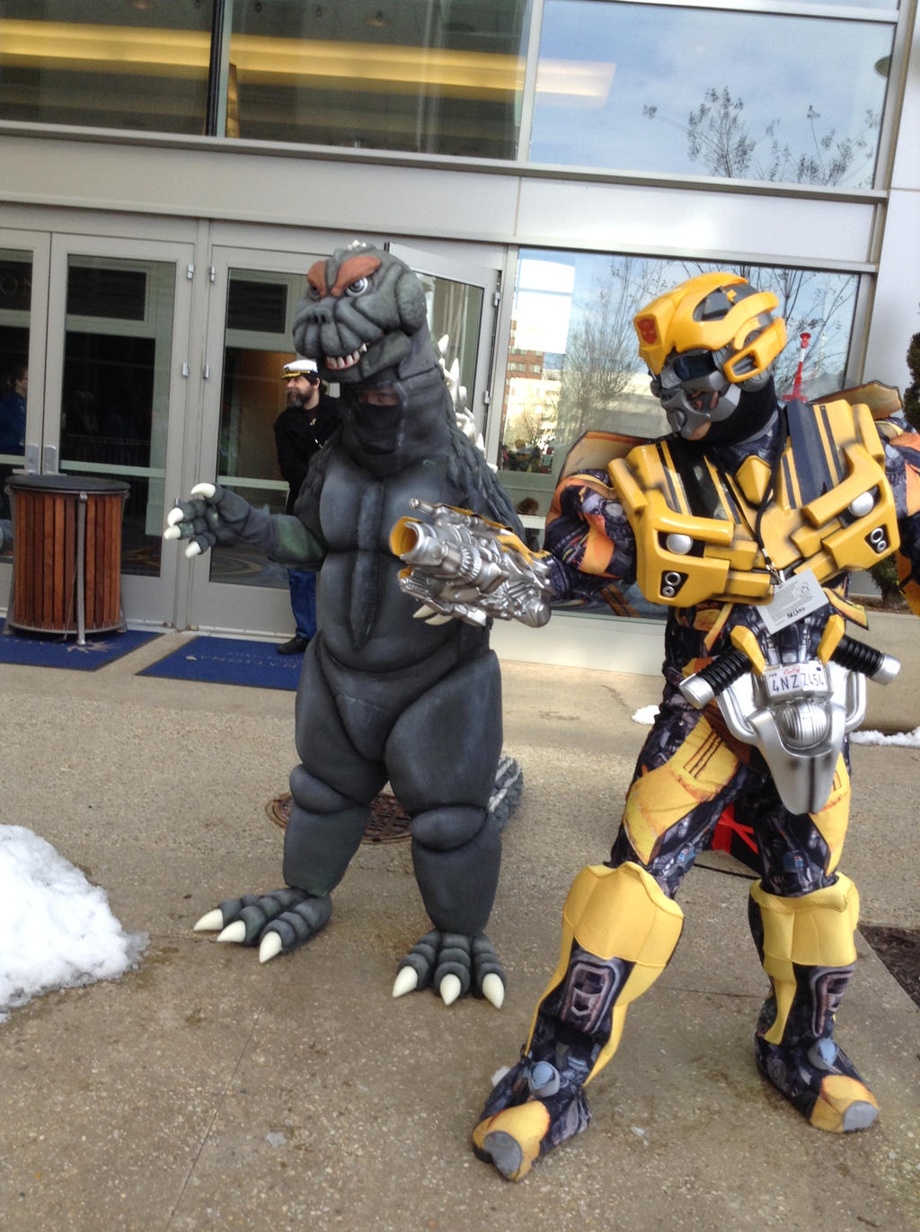 Katsucon 2014: Godzilla and Bumblebee