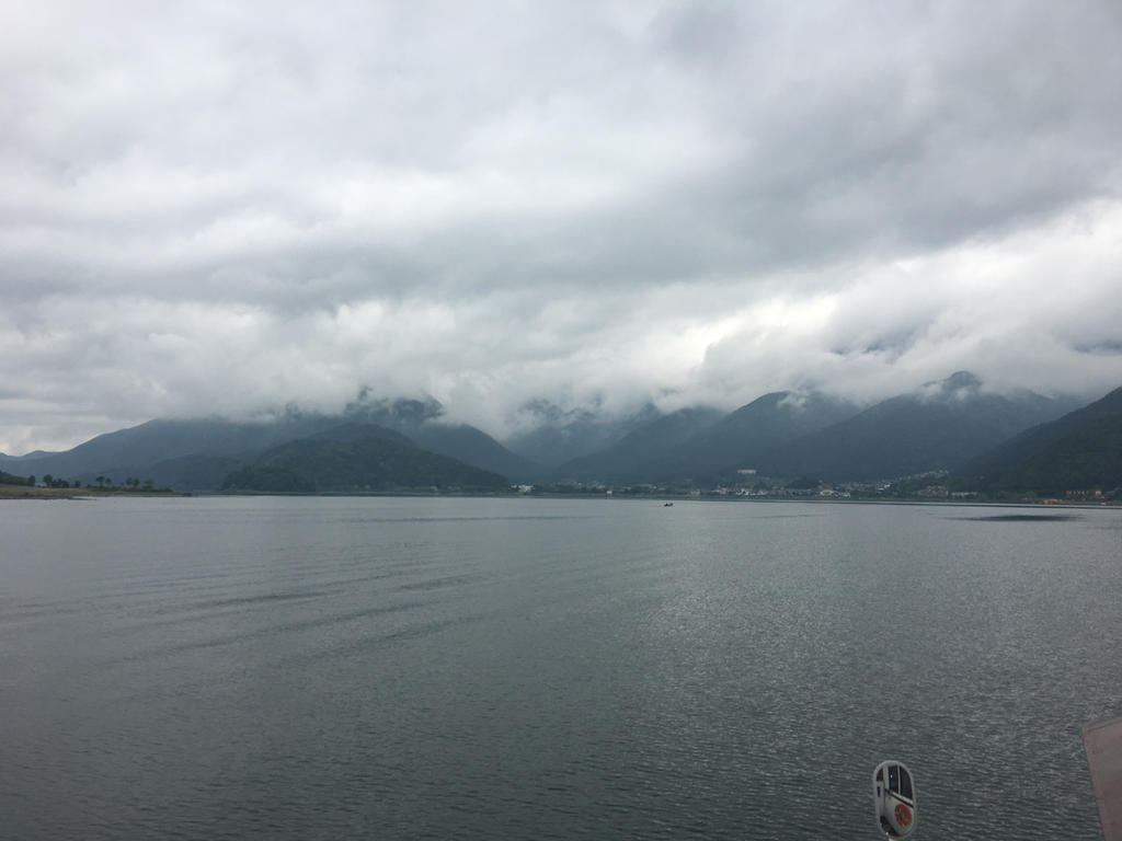 Bootsfahrt Auf Dem Kawaguchiko (herr Der Ringe Fee by ...