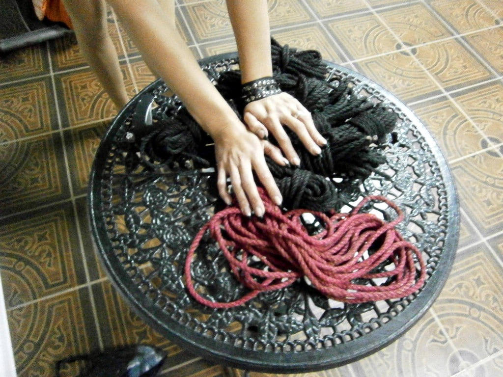 Just some ropes by DianaMyr on DeviantArt