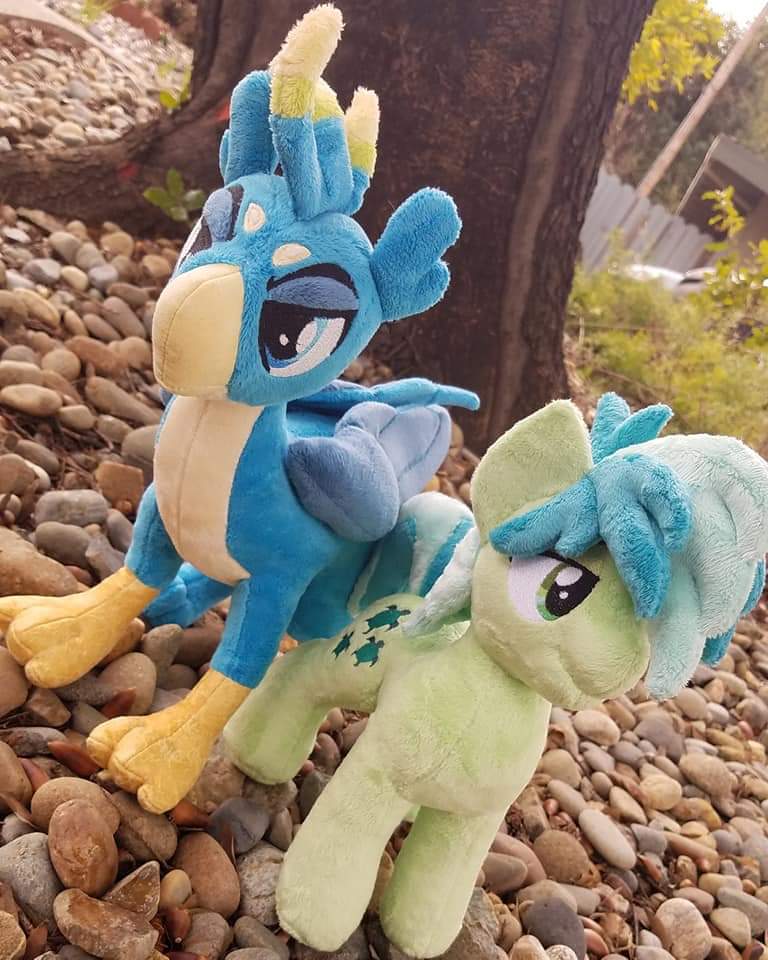 Gallus and Sandbar plushies by Starlord-wannabe