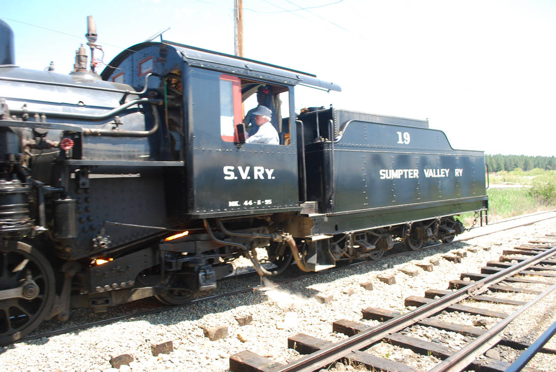 Sp19 Rvy SVRY 19 running around at McEwan 2 by TaionaFan369 on DeviantArt