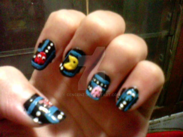 pac man nailart