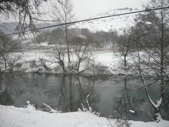 Black Cris River in winter 1