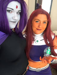 Starfire cosplay