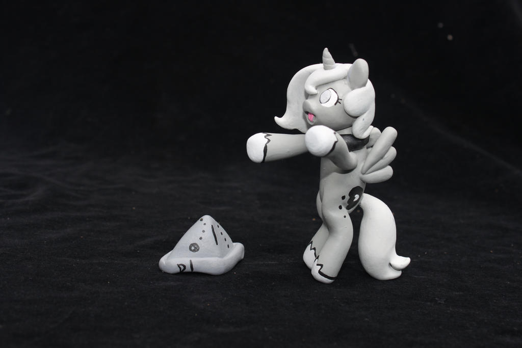 woona FOR SALE