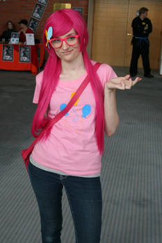 Hipster Pinkie at Animecon