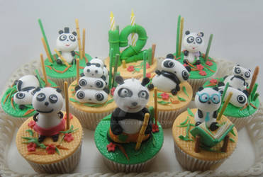 Panda Cupcakes (complete)