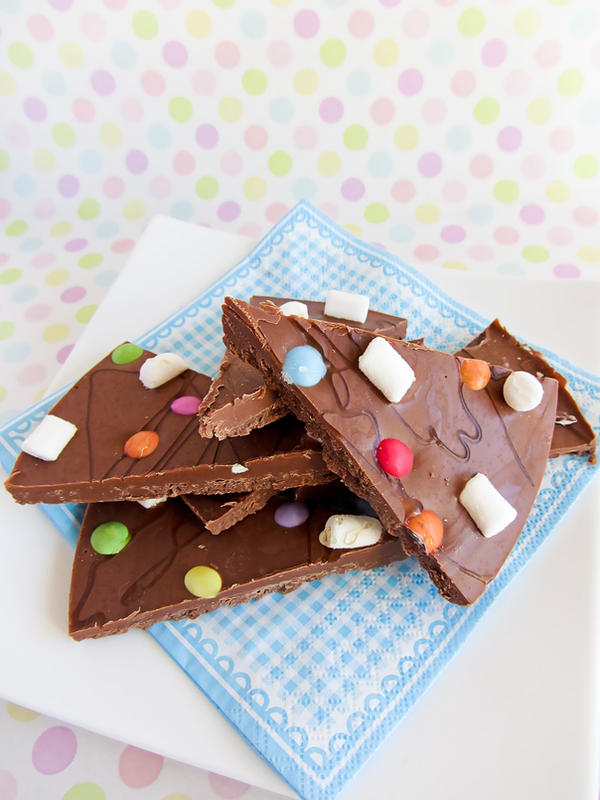 Chocolate Bark with Marshmallows and Smarties