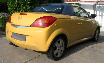 2005 Opel Tigra TwinTop B by bhw2279 on DeviantArt