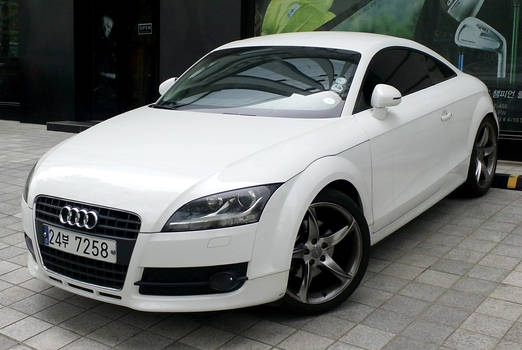 Smooth and Exquisite, Audi TT-S