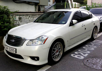 Badass Nissan Fuga by toyonda