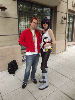 Fry and Leela, on the Streets of New New York