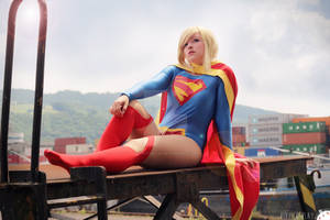 Supergirl Cosplay