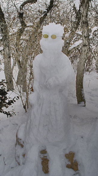 Auron FFX snow sculpture