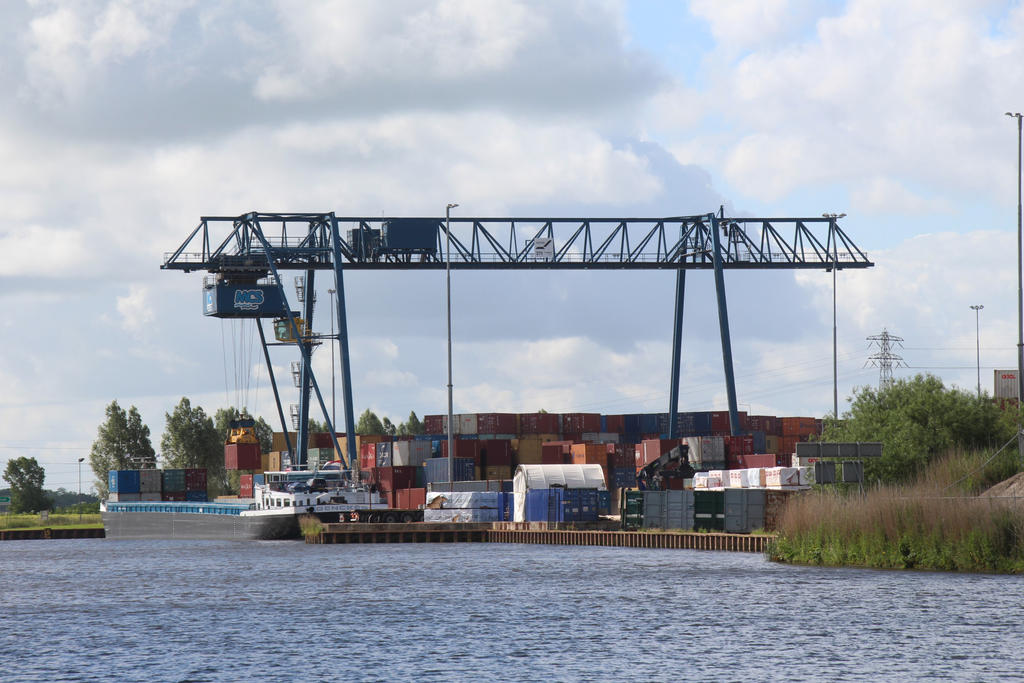 Land Container Terminal Image In land container terminal Leeuwarden. by damenster on DeviantArt