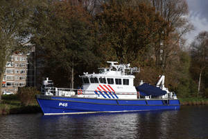 Police boat P45