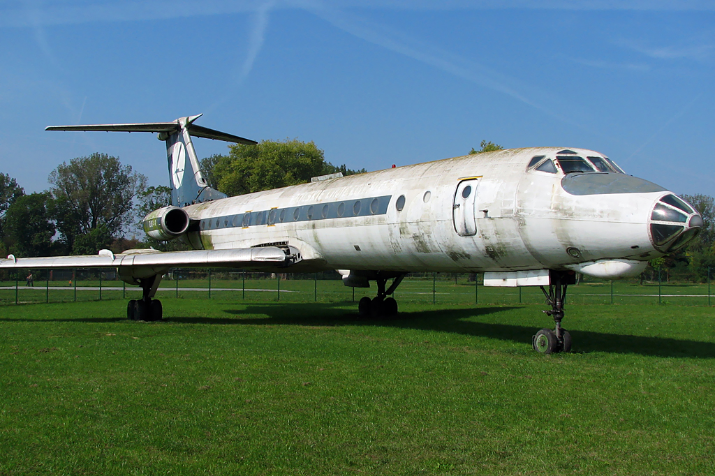 Tu-134A