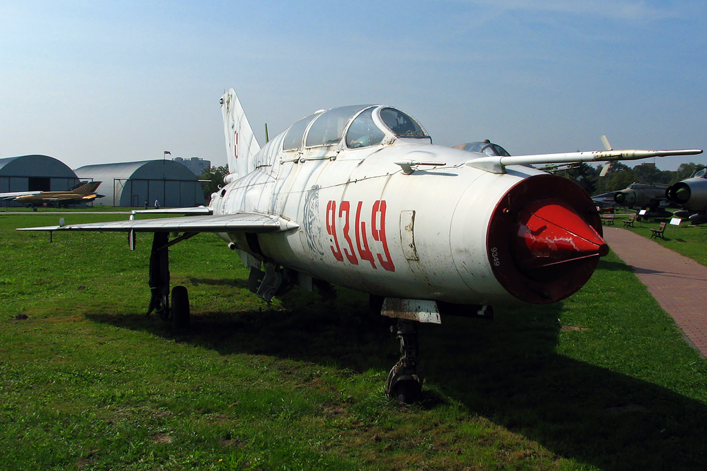 Mikoyan-Gurevich MiG-21UM