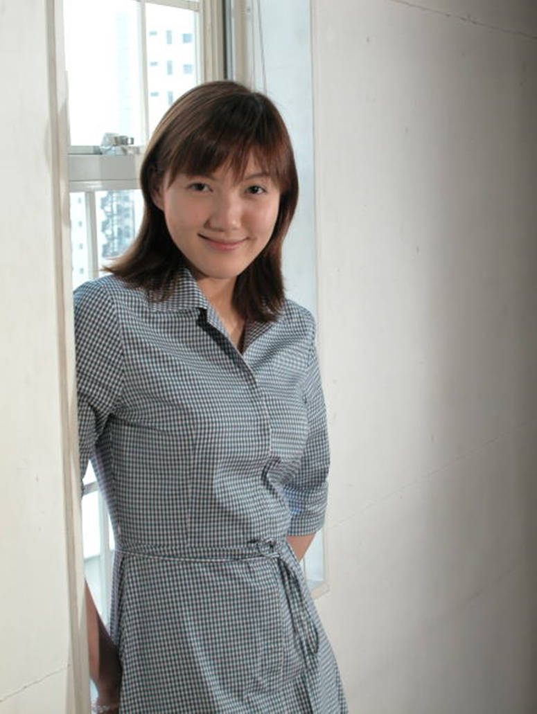 Chiaki Inaba - Eiichiro Oda's wife - Model/Actress by ...