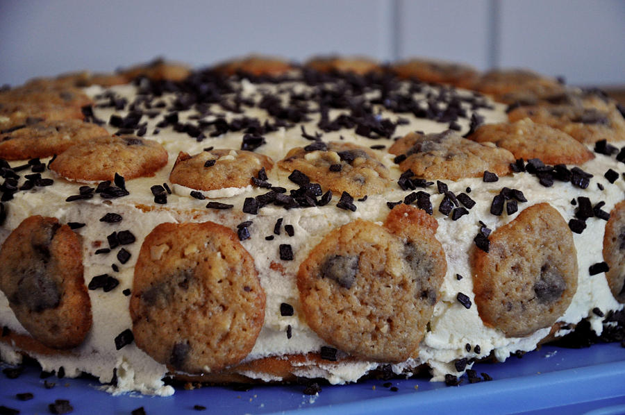 Chocolate Chip Cookie Dough Cake