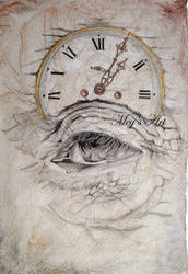 Clock with eye