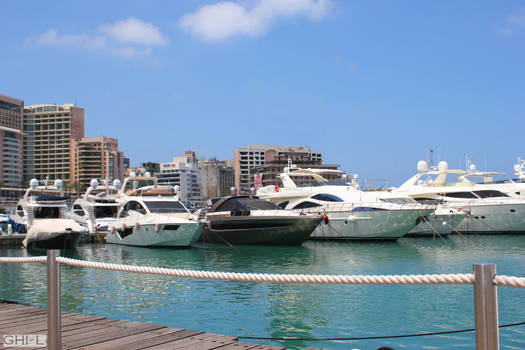 Zaytouna Bay by Day