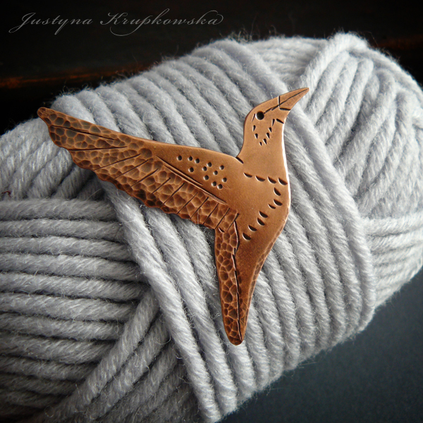 Hummingbird brooch