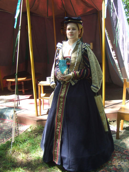 2006 Hunt Gown by ladyrose04 on DeviantArt