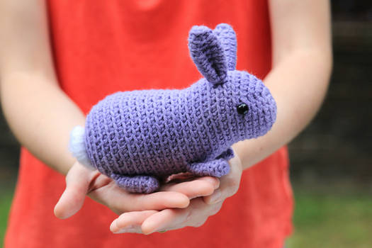 Little Flora the bunny rabbit amigurumi pattern