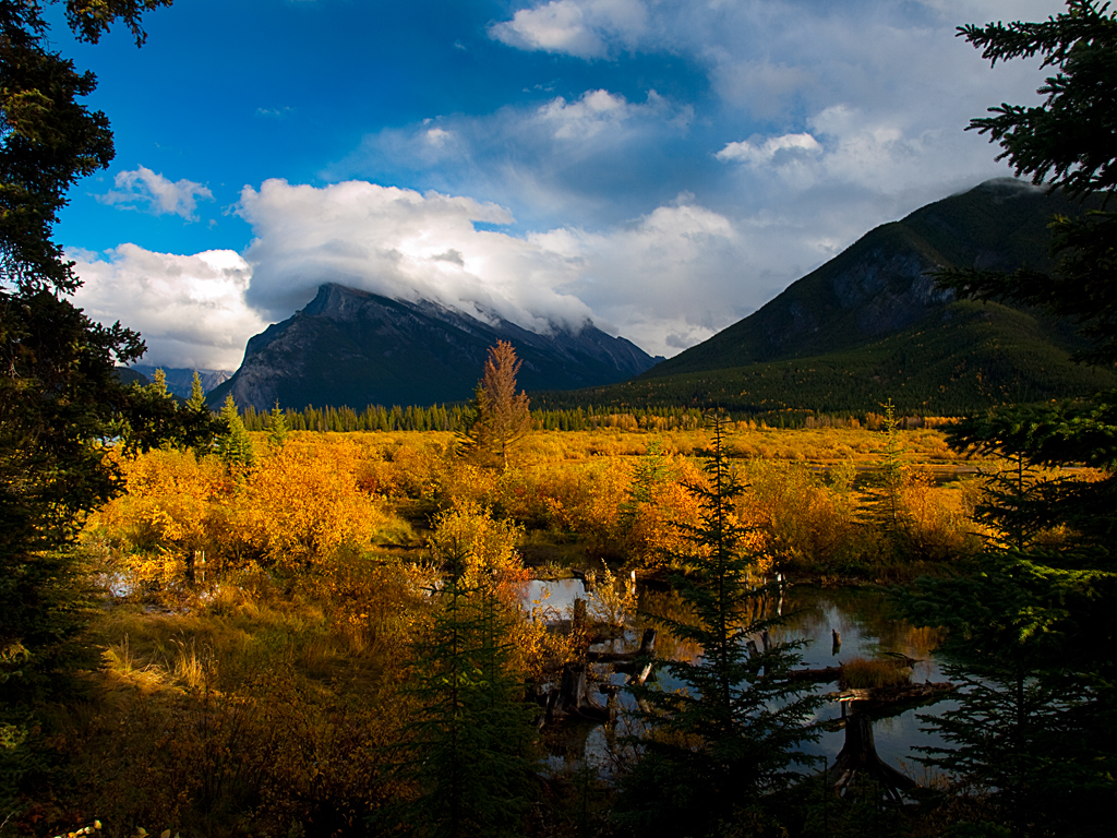 Vermilion Lakes with color