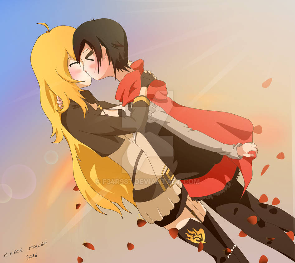 Ruby x Yang first kiss! by F34R987 on DeviantArt.