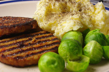Vegie burger mash n sprouts by StellaPhotos