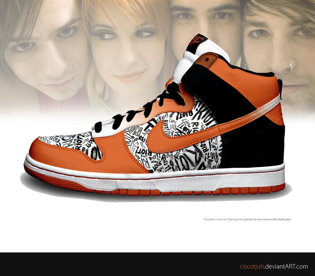 Paramore Riot  Dunk HI