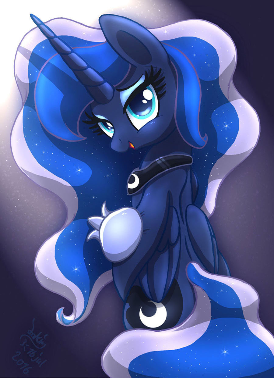 MLP FIM - Shiny Princess Luna In The Light