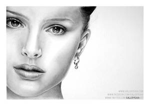 Natalie Portman by GalleryGaia Natalie Portman by GalleryGaia