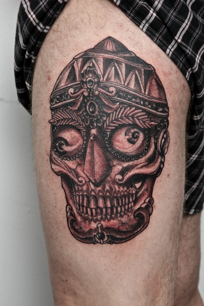 tibet skull with crazy eyes