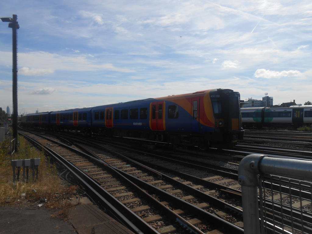 SWT 450 009 at Clapham Junction by BoomSonic514 on DeviantArt
