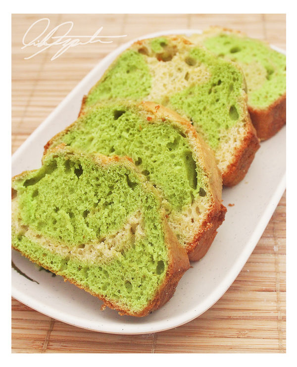 Marbled Green Tea Loaf