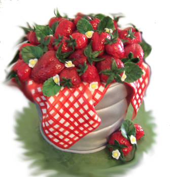 Strawberry Pail Cake